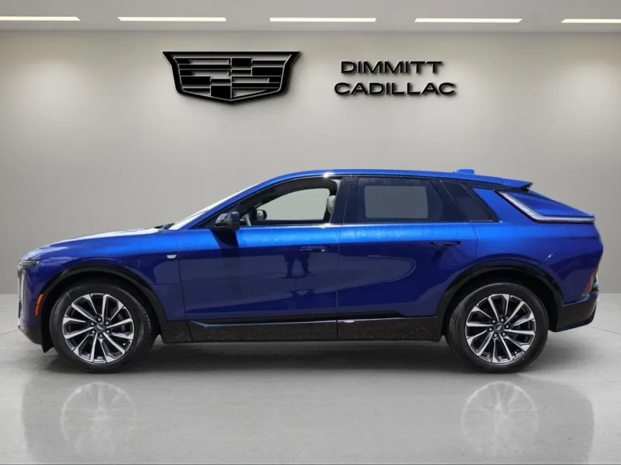 2025 Cadillac Lyriq Sport photo 1