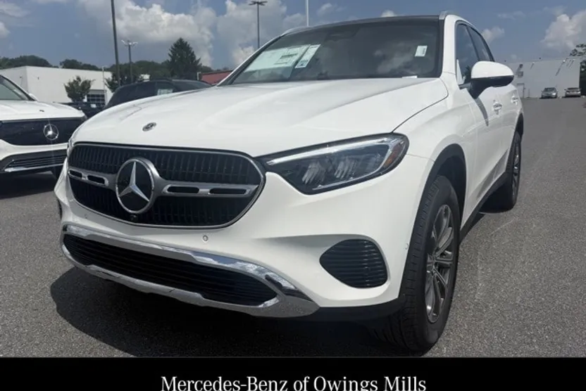 2026 Mercedes Benz GLC 300 4MATIC photo 1