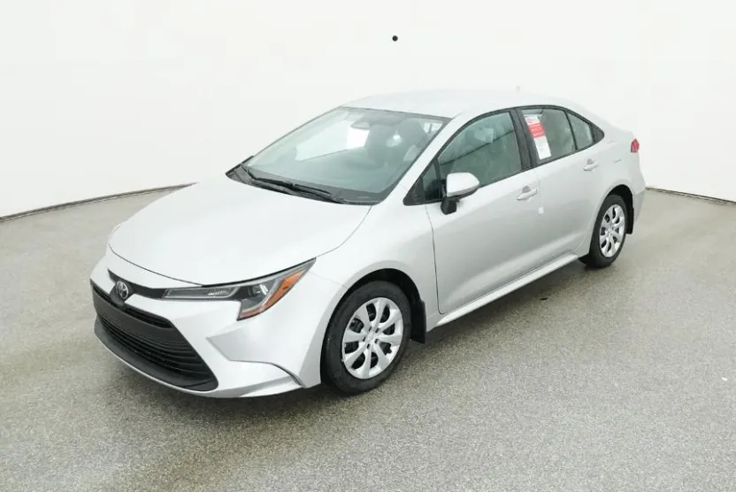 2025 Toyota Corolla LE photo 1