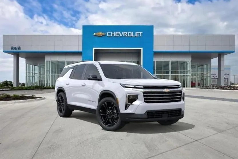 2026 Chevrolet Traverse photo 1