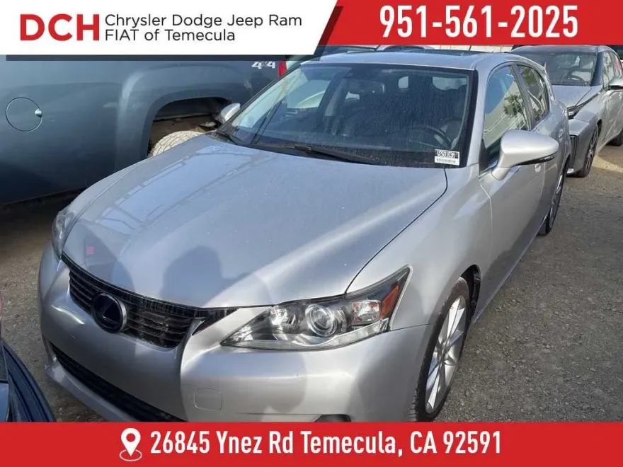 2012 Lexus CT 200h photo 1