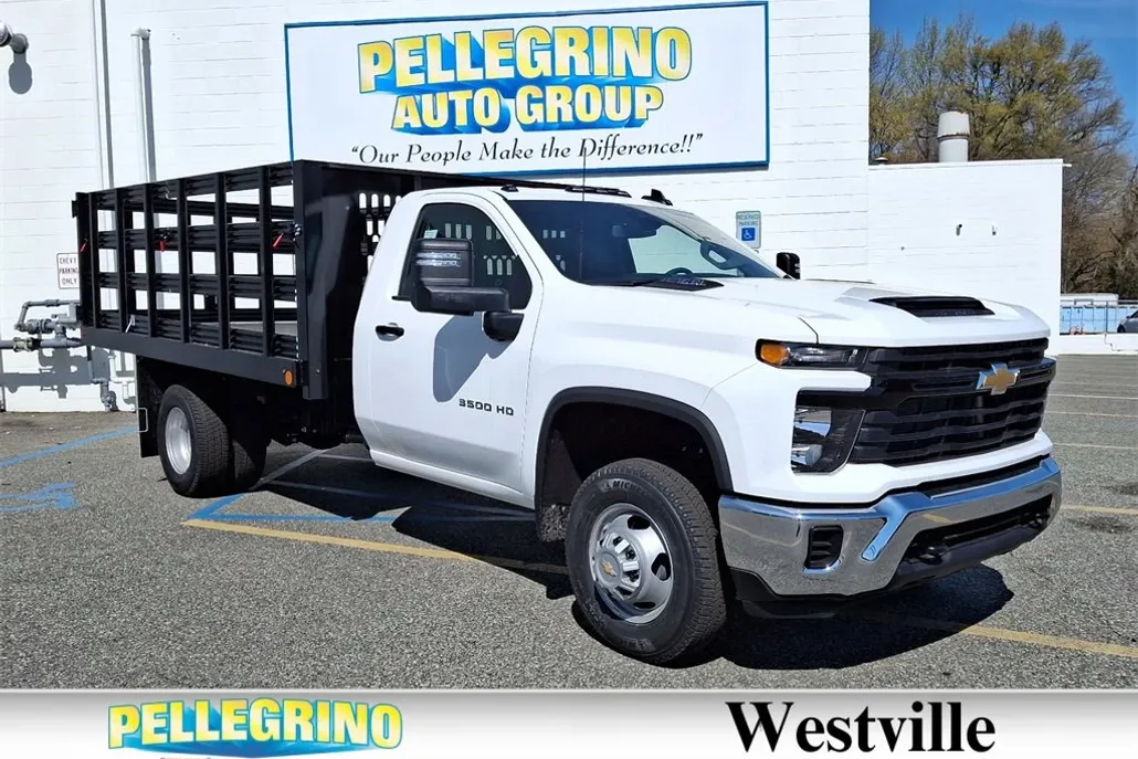 2025 Chevrolet Silverado 3500HD Work Truck photo 1