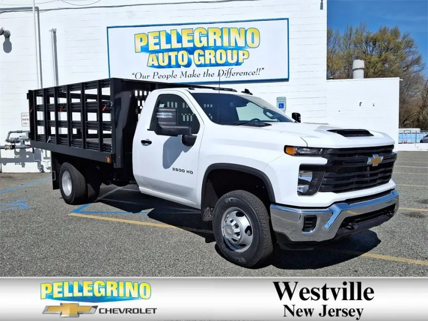 2025 Chevrolet Silverado 3500HD Work Truck photo 1