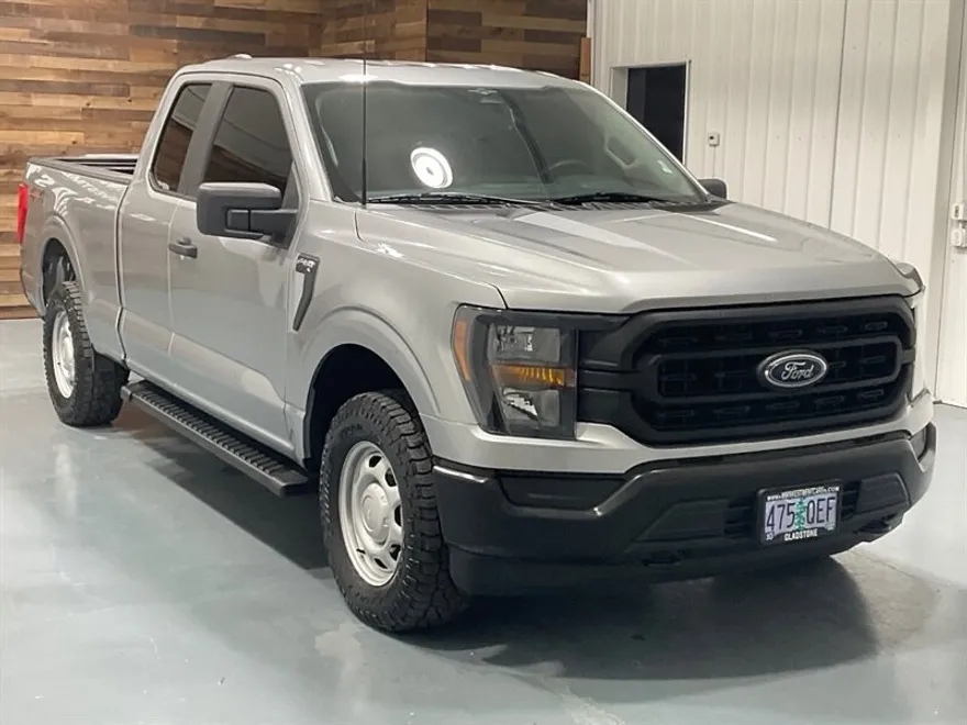 2023 Ford F-150 XL photo 1