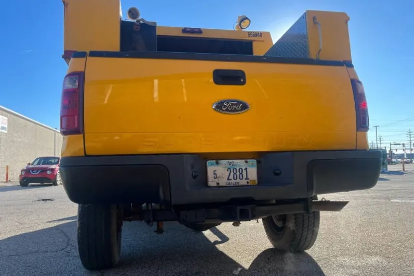 2008 Ford F-350 XLT photo 1