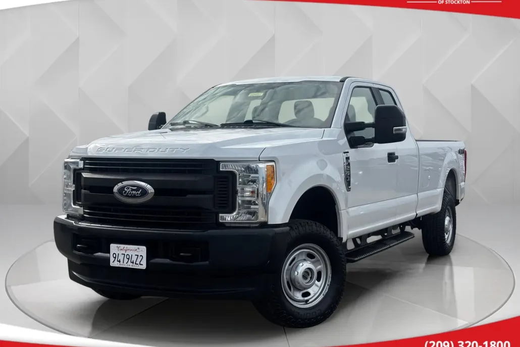 2017 Ford F-250 XL photo 1