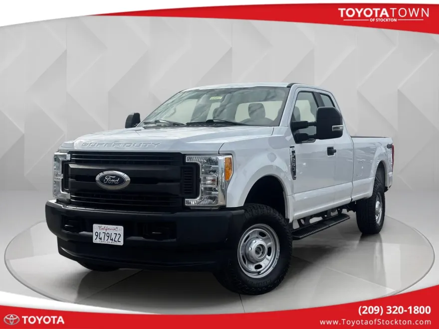 2017 Ford F-250 XL photo 1