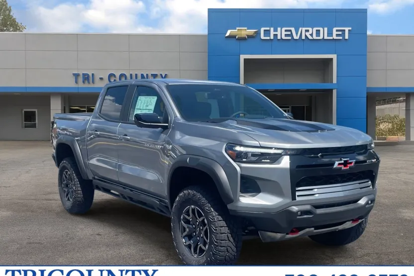 2025 Chevrolet Colorado ZR2 photo 1