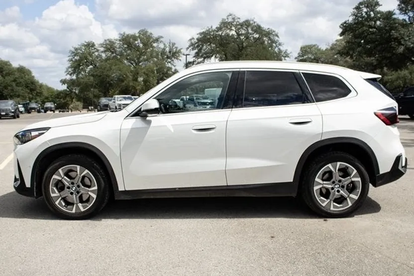 2023 Bmw X1 XDrive28i photo 1
