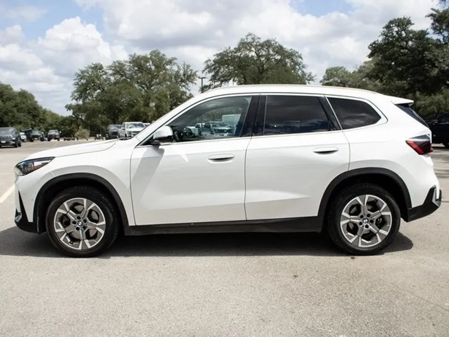2023 Bmw X1 XDrive28i photo 1
