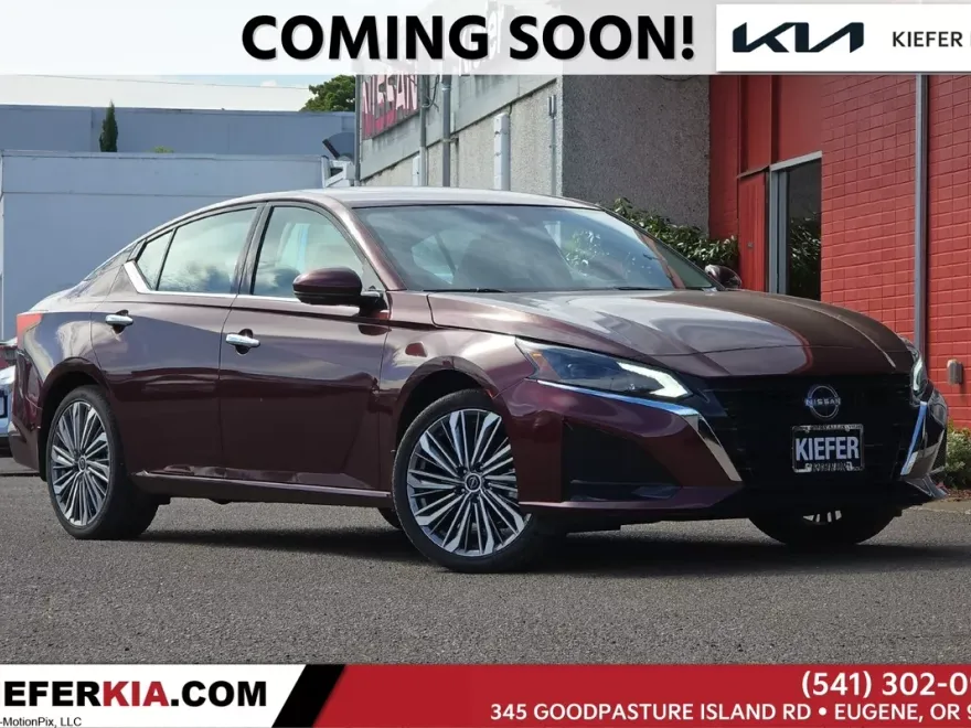 2024 Nissan Altima 2.5 SL photo 1