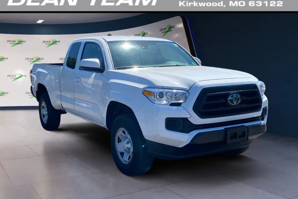 2022 Toyota Tacoma SR photo 1