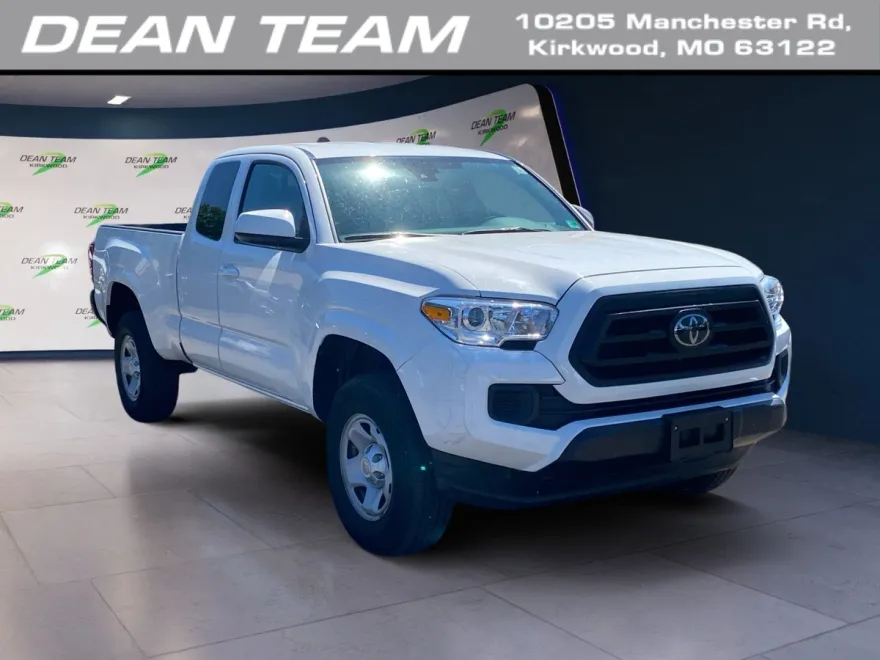 2022 Toyota Tacoma SR photo 1