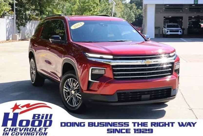 2024 Chevrolet Traverse photo 1