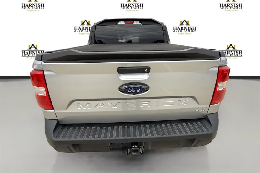 2022 Ford Maverick XLT photo 1