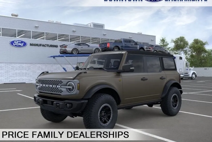 2025 Ford Bronco Badlands photo 1