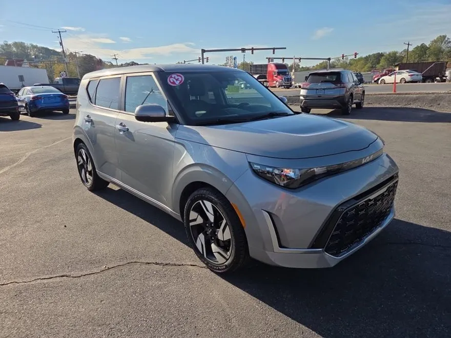 2023 Kia Soul GT-Line photo 1