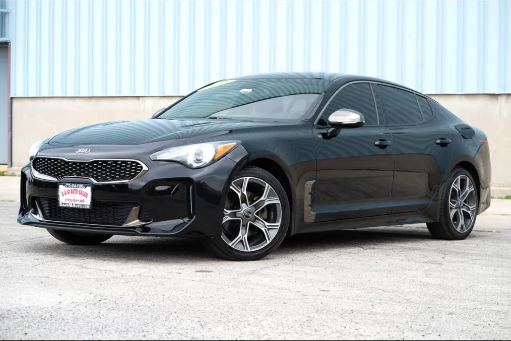 2021 Kia Stinger GT-Line photo 1