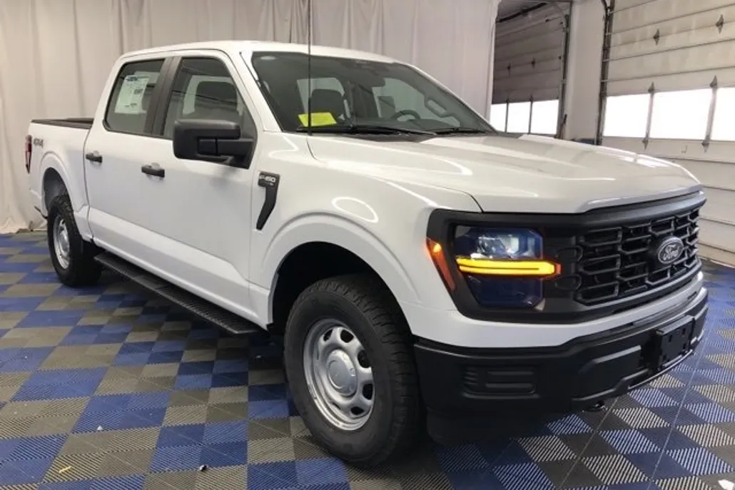 2025 Ford F-150 XL photo 1