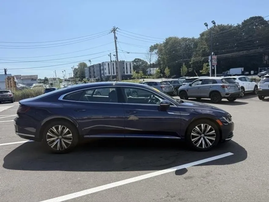 2019 Volkswagen Arteon SEL photo 2