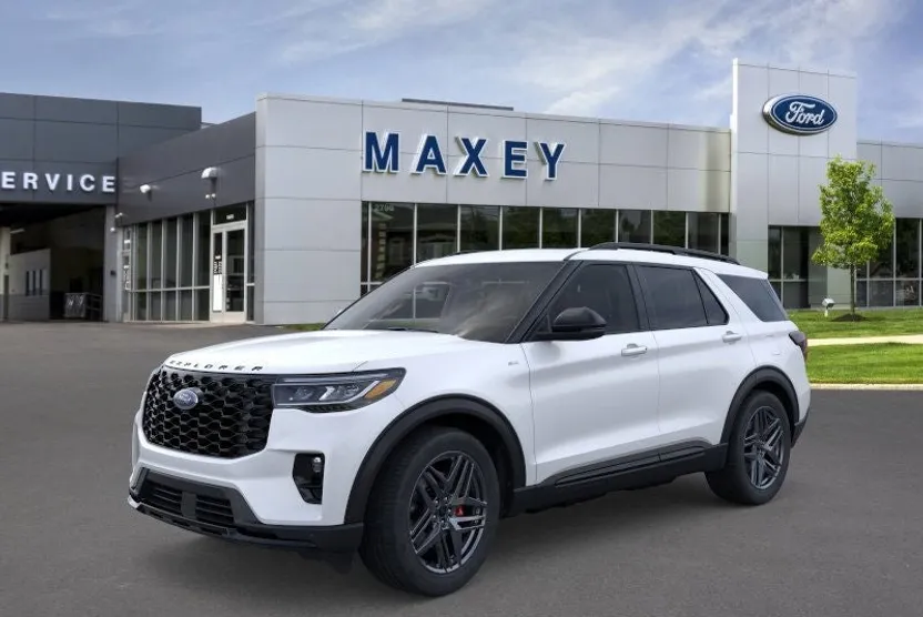 2025 Ford Explorer ST-Line photo 1