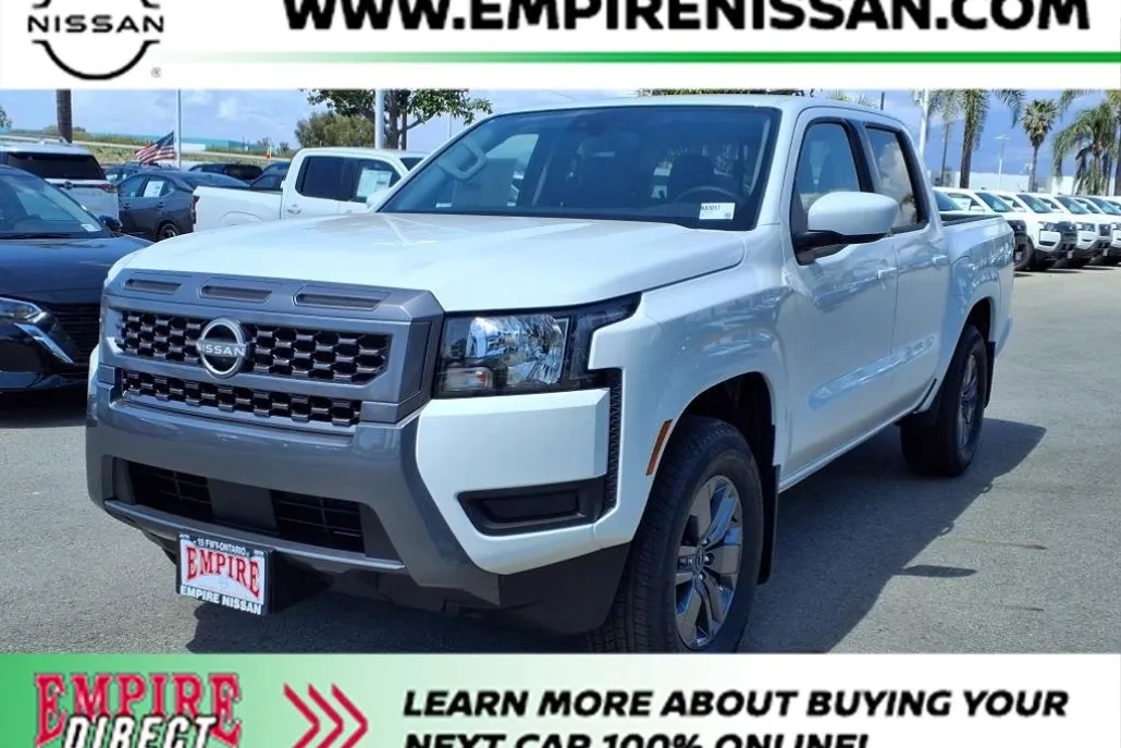 2025 Nissan Frontier Crew Cab SV photo 1