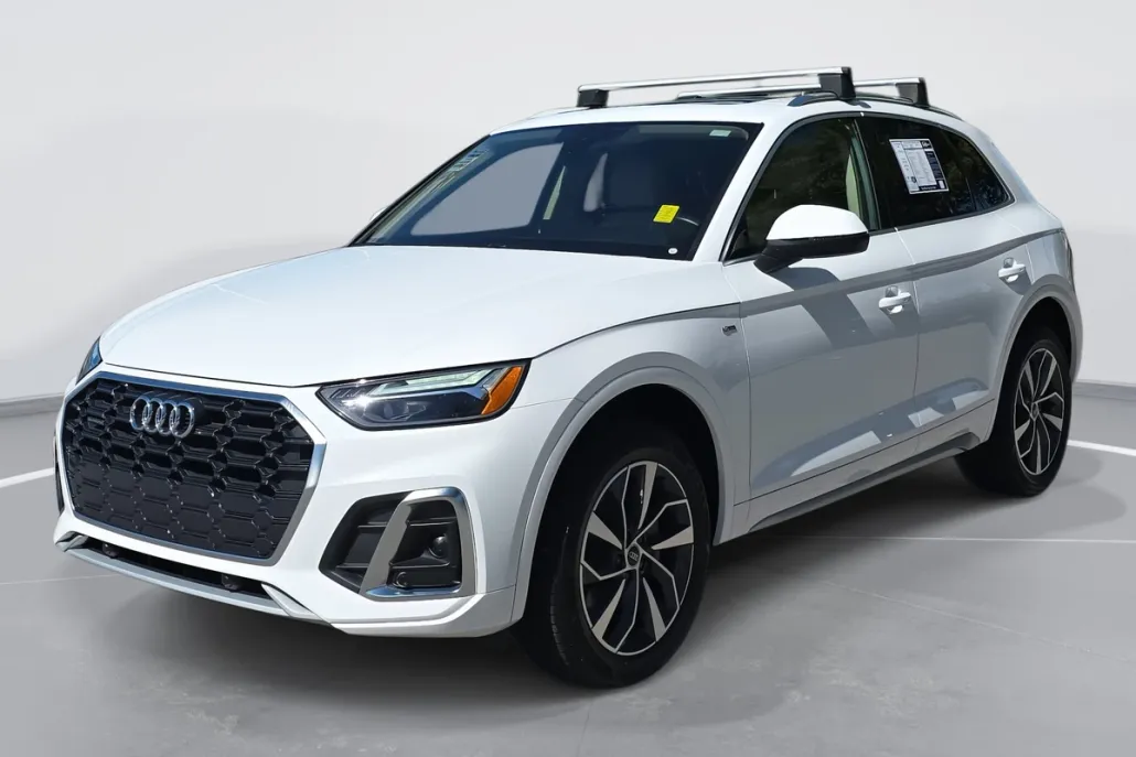 2023 Audi Q5 45 S line Premium photo 1