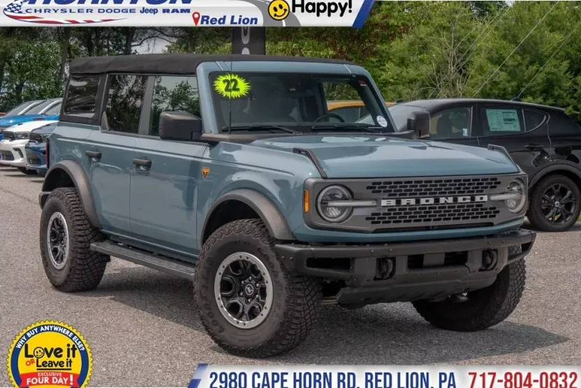 2022 Ford Bronco Badlands photo 1