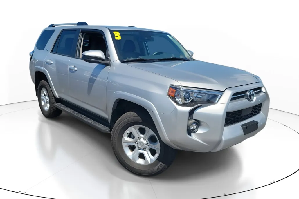 2023 Toyota 4Runner SR5 photo 1