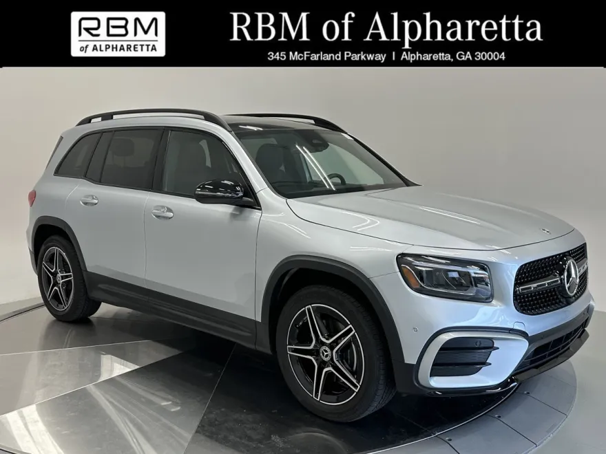 2024 Mercedes Benz GLB 250 photo 1