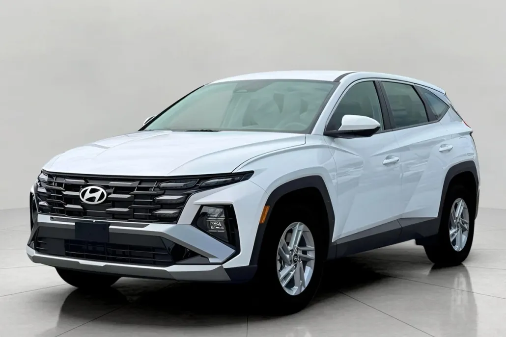 2025 Hyundai Tucson SE photo 1