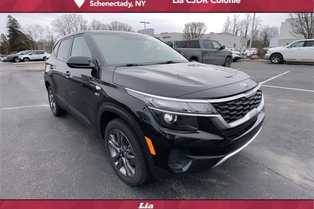 2021 Kia Seltos LX photo 1