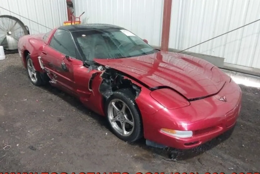2001 Chevrolet Corvette photo 1