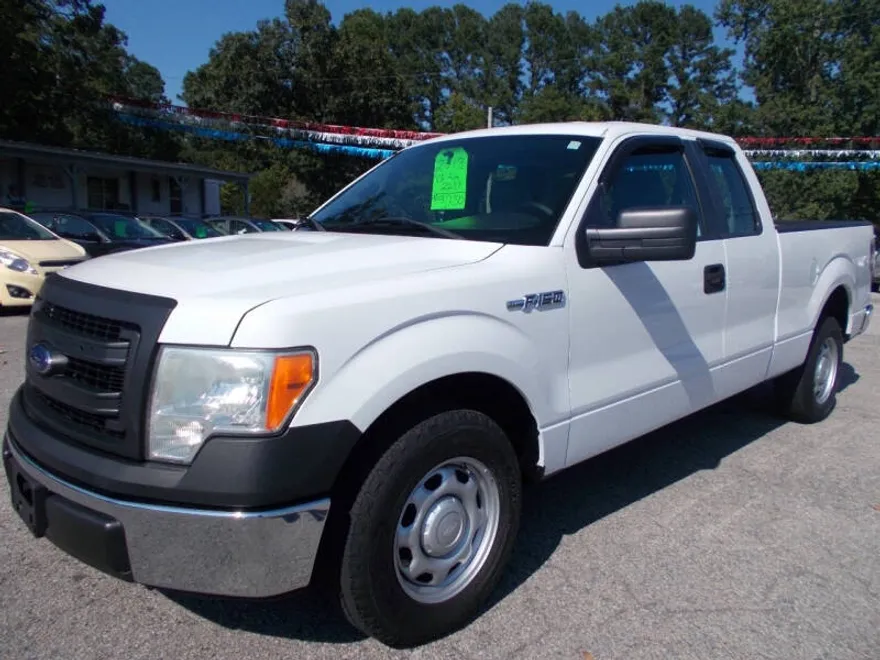 2013 Ford F-150 XL photo 1