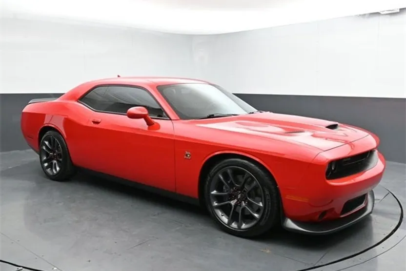 2021 Dodge Challenger R/T Scat Pack photo 1
