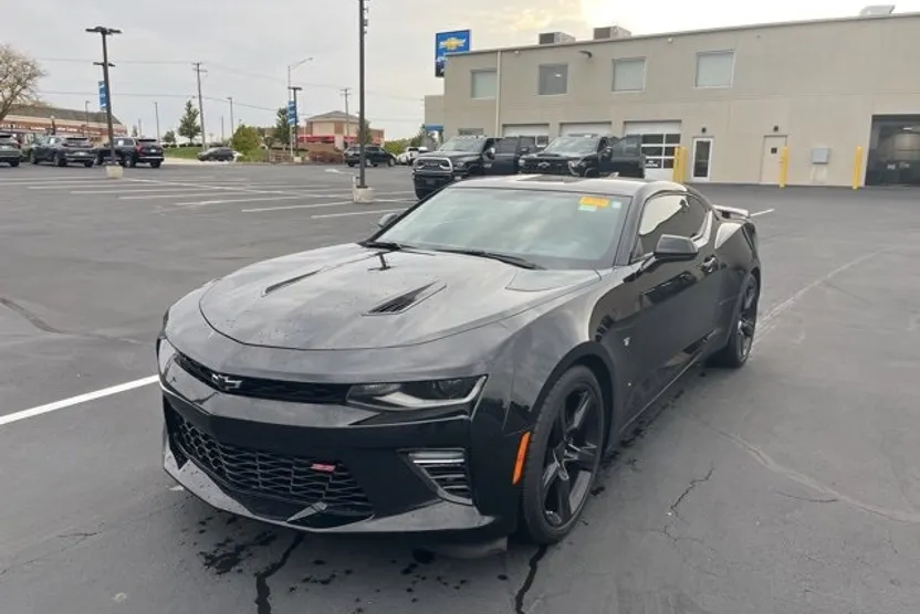 2017 Chevrolet Camaro 2SS photo 1