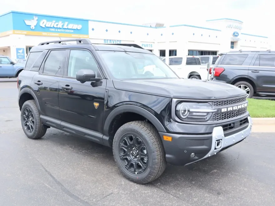 2025 Ford Bronco Sport Badlands photo 1