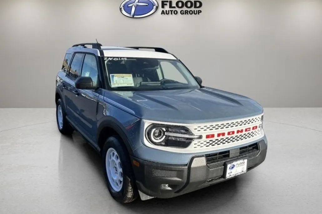 2025 Ford Bronco Sport Heritage photo 1
