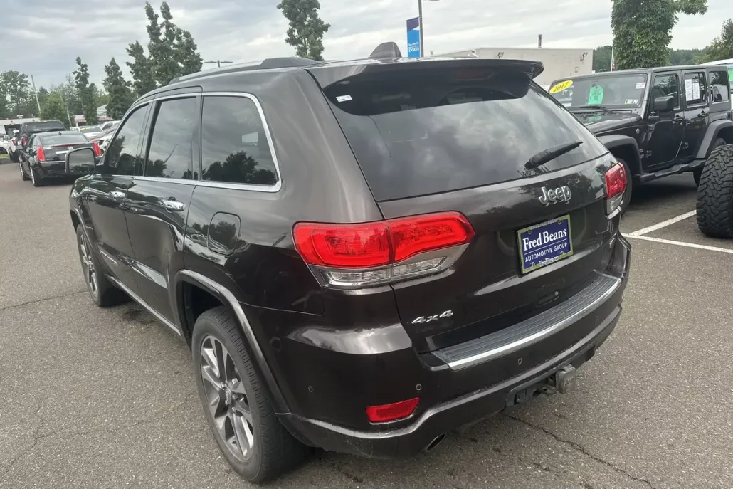 2017 Jeep Grand Cherokee Overland photo 1