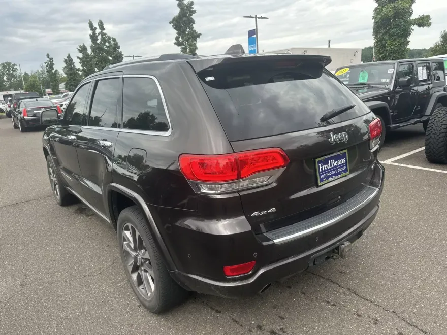 2017 Jeep Grand Cherokee Overland photo 1