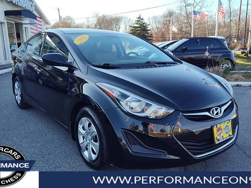 2016 Hyundai Elantra SE photo 1