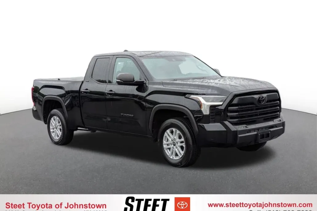 2022 Toyota Tundra SR5 photo 1