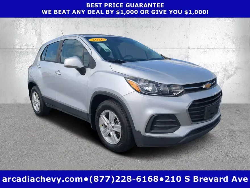 2020 Chevrolet Trax LS photo 1