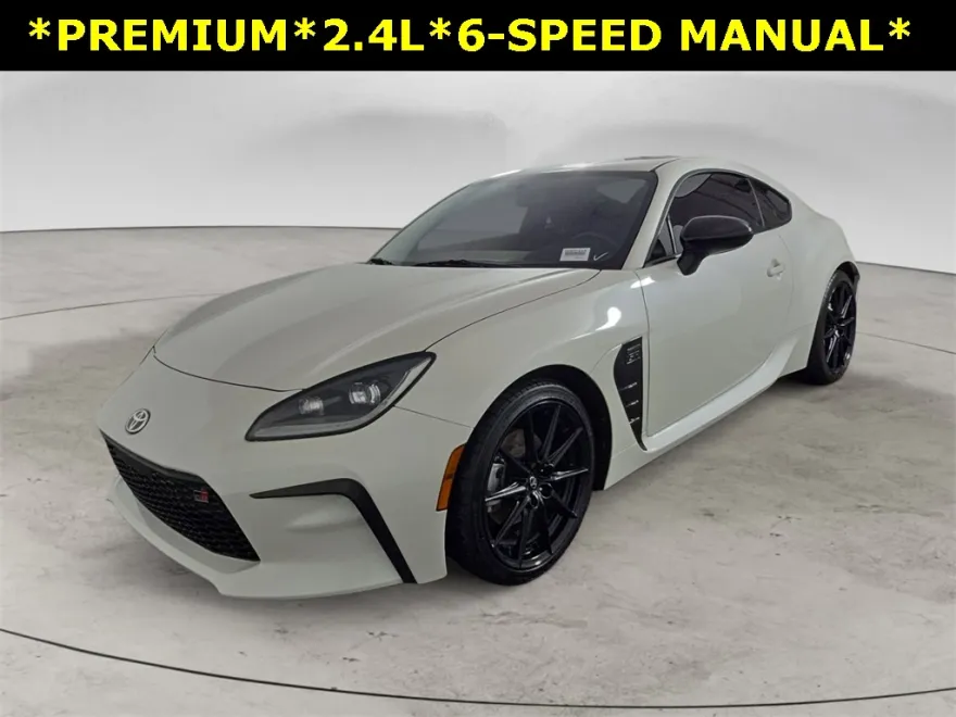 2024 Toyota GR86 Premium photo 1