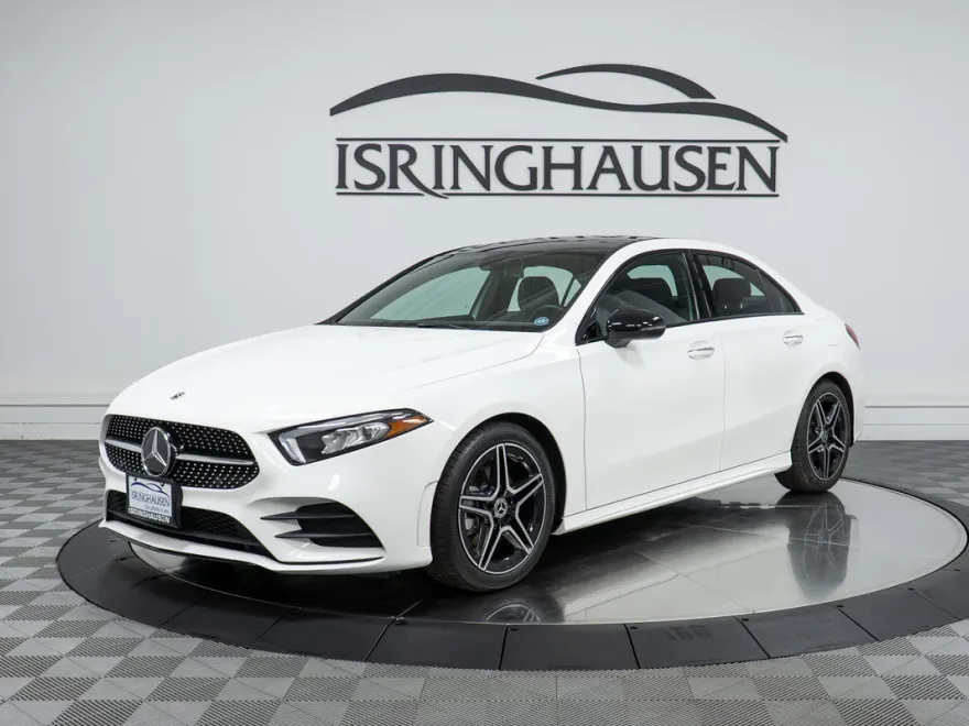 2022 Mercedes Benz A 220 4MATIC photo 1
