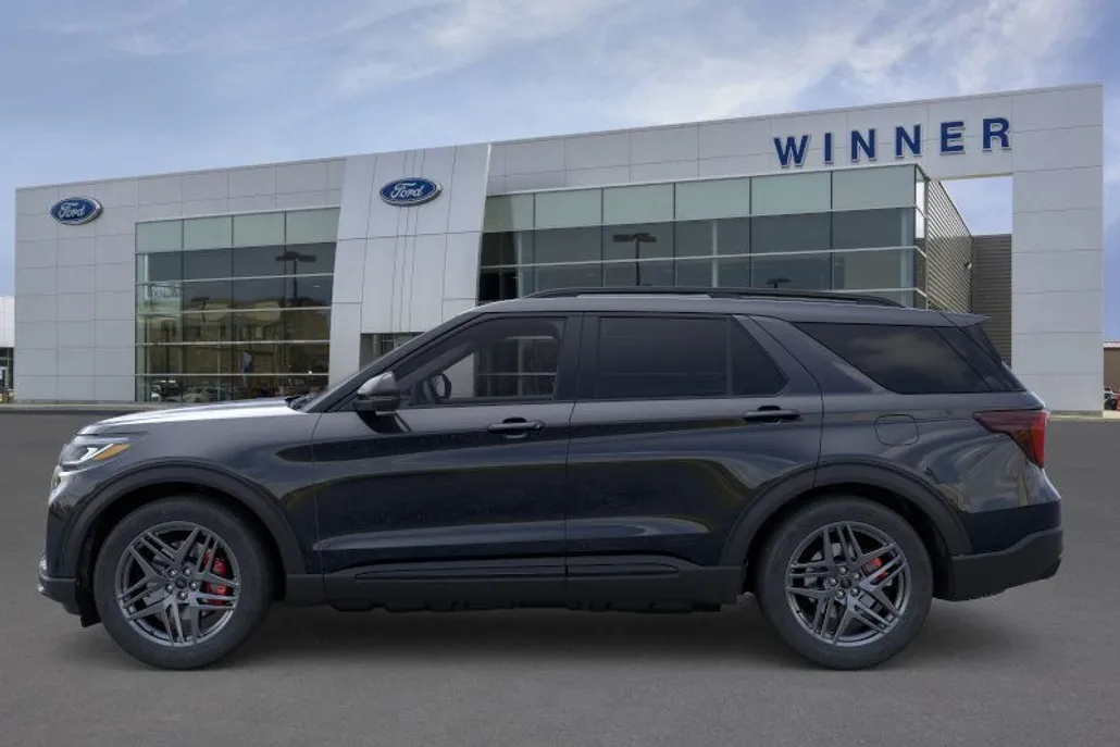 2025 Ford Explorer ST photo 1