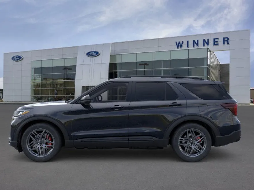 2025 Ford Explorer ST photo 1