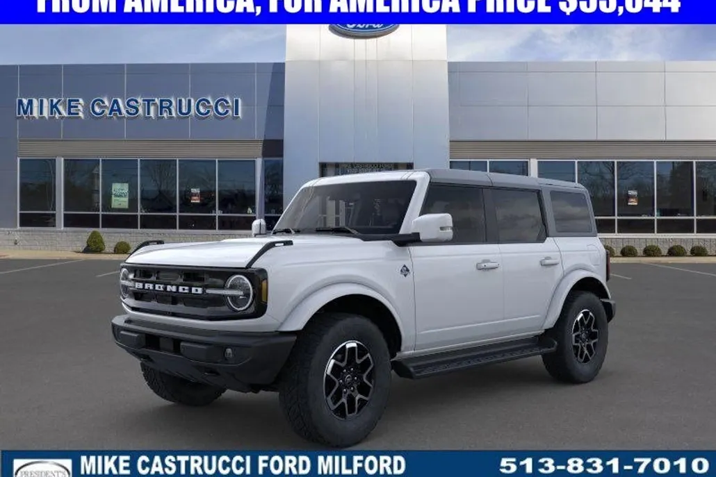 2025 Ford Bronco Outer Banks photo 1