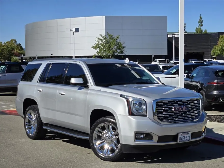 2018 Gmc Yukon SLT photo 1