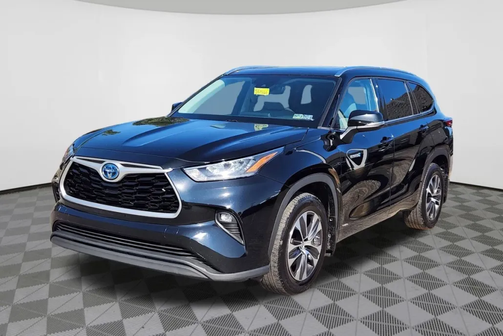 2020 Toyota Highlander Hybrid XLE photo 1